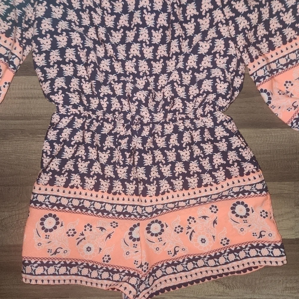 My Michelle Navy & Pink Paisley Romper. Size Large perfect for spring.Easter